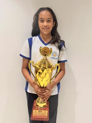 Anishka Biyani Shines at LIC Children’s Day Chess Tournament!