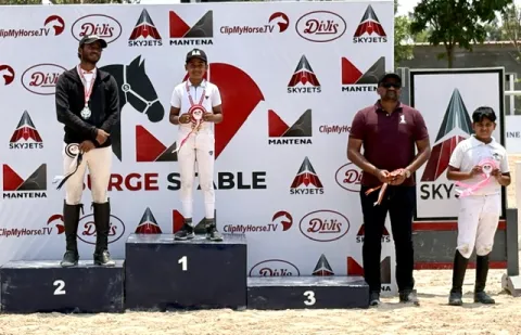Aayan Agrawwal Wins Gold in Showjumping!