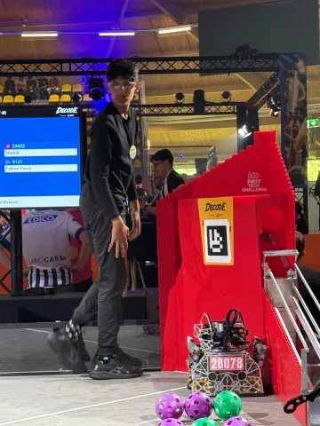 Team Kryptonite Shines at the FIRST Tech Challenge European Premier Event 2026